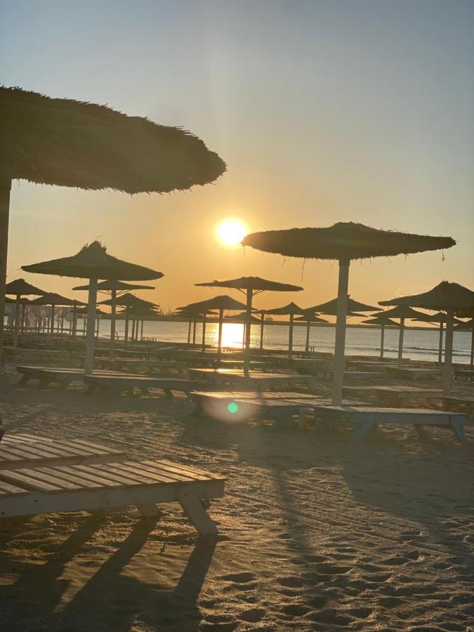 Vila La Mer Mamaia Nord Нэводари Экстерьер фото